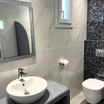 Dimitris Bed & Breakfast 4*