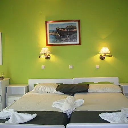 Dimitris Panzió 4*