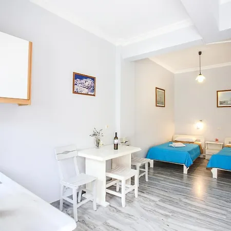 Dimitris Apartahotel Kamári