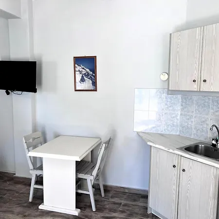 Dimitris Bed & Breakfast Kamari (Santorini)