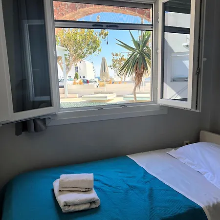 Dimitris Bed & Breakfast 4*