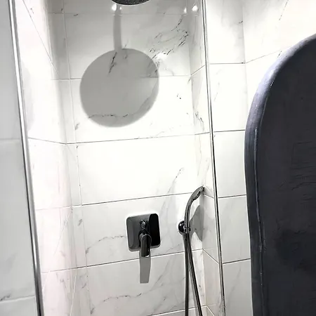 Bed & Breakfast Dimitris Kamari (Santorini)