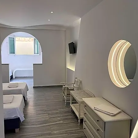 Dimitris Bed & Breakfast Kamari (Santorini)