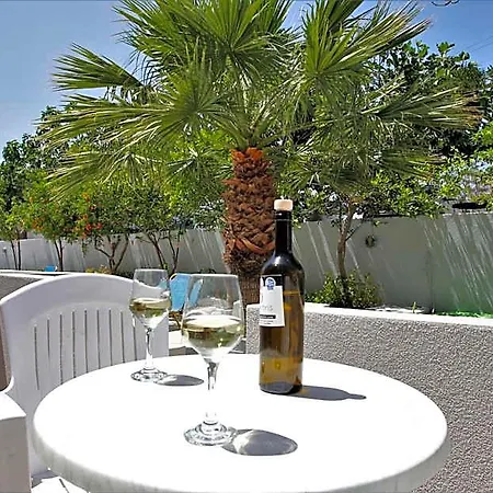 B&B Dimitris 4*