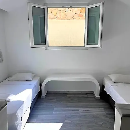Dimitris Bed & Breakfast Kamari (Santorini)