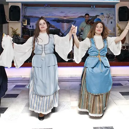 Dimitris Kamari (Santorini)