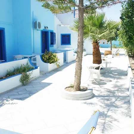 Dimitris 4* Kamari (Santorini)