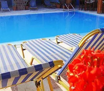 Dimitris Kamari (Santorini)