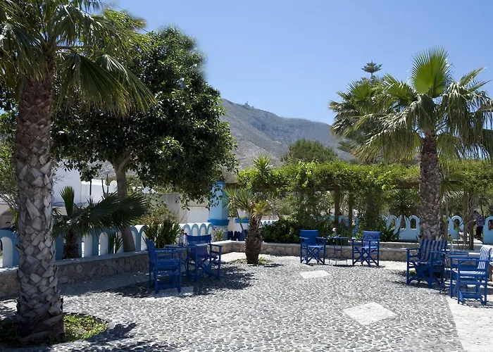 Dimitris Kamari (Santorini)