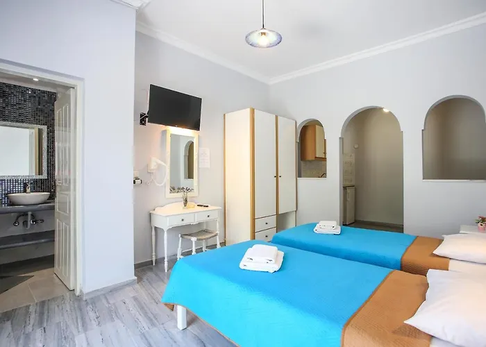 Bed & Breakfast Dimitris Kamari (Santorini)