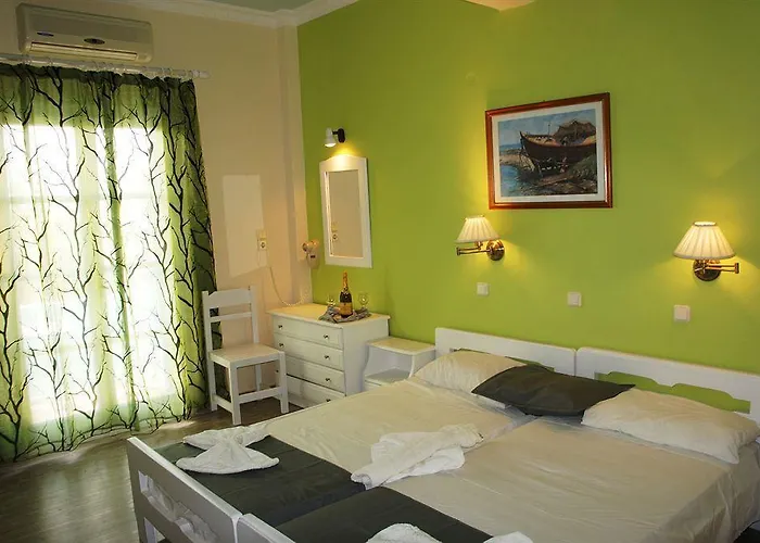 Bed & Breakfast Dimitris Kamari (Santorini)