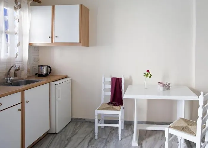 Bed & Breakfast Dimitris 4*