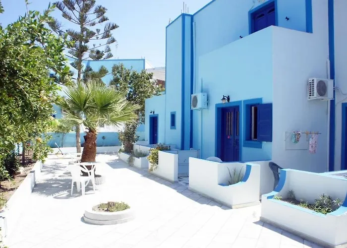Dimitris 4* Kamari (Santorini)