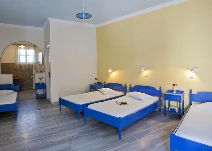 Dimitris Bed & Breakfast Kamari (Santorini)