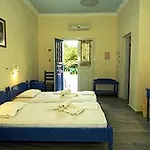 Bed & Breakfast Dimitris Kamári