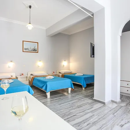 Dimitris Hotel apartamentowy Kamári