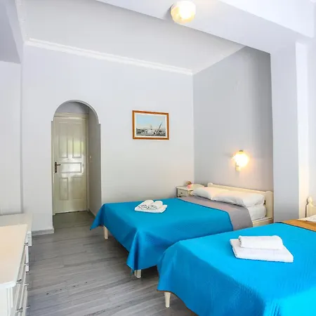 Dimitris Hotel apartamentowy Kamári