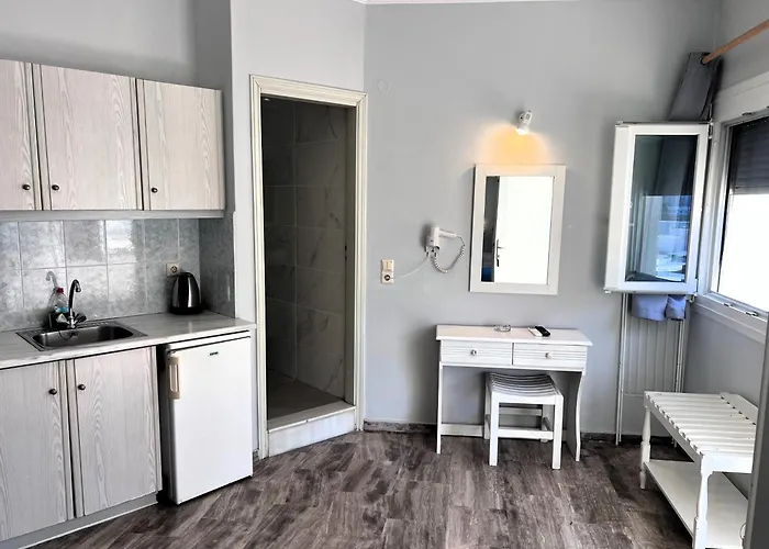 Dimitris Panzió Kamári